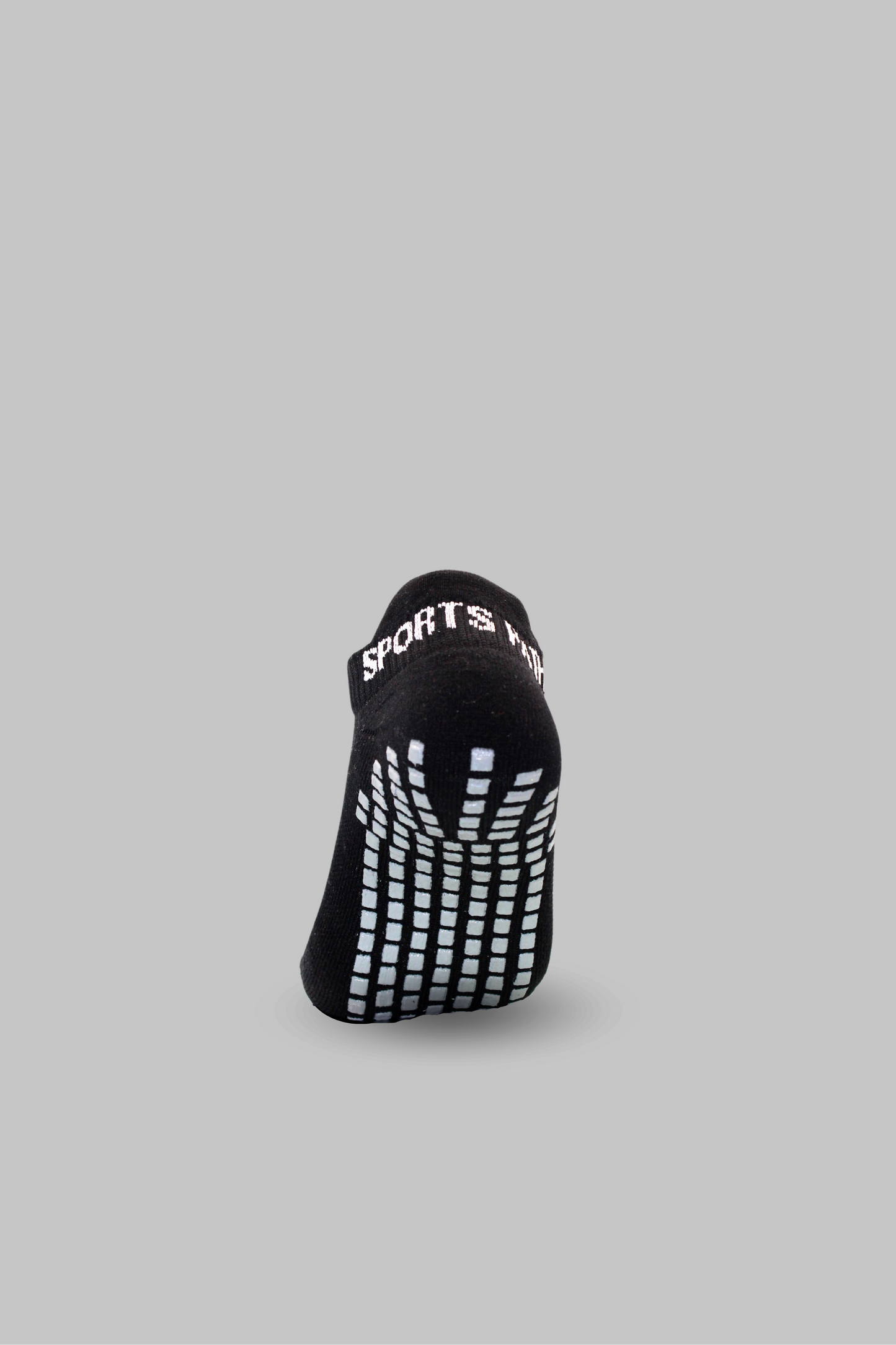 B NON-SLIP ESSENTIALS