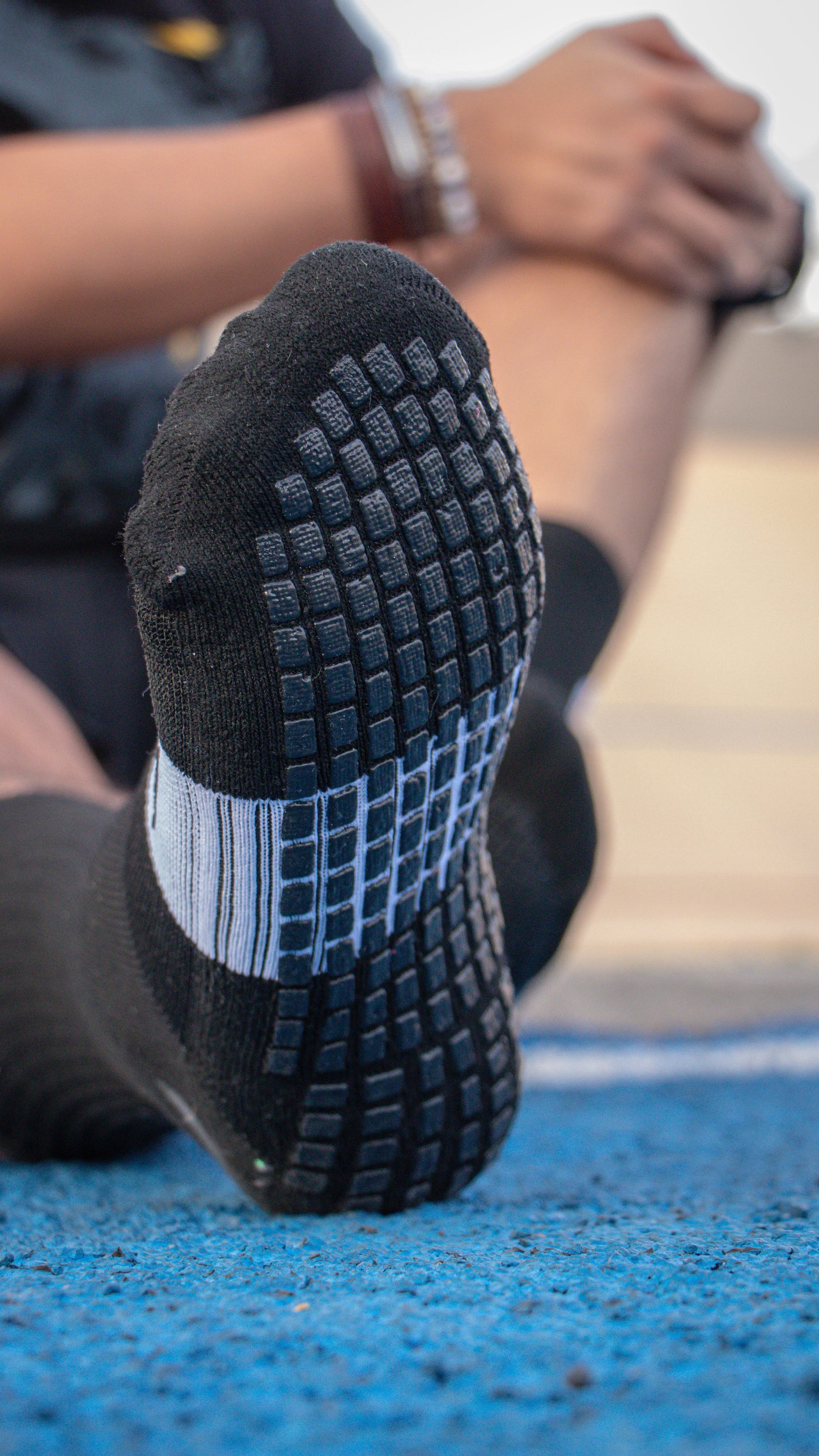 NON-SLIP BLACK CHILDREN